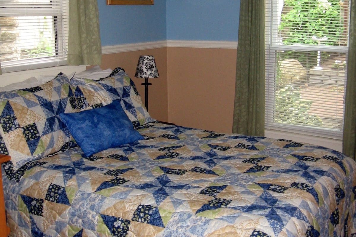Apartment, 2 Bedrooms | Free WiFi, bed sheets