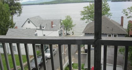 Lakeside Get-A-Way