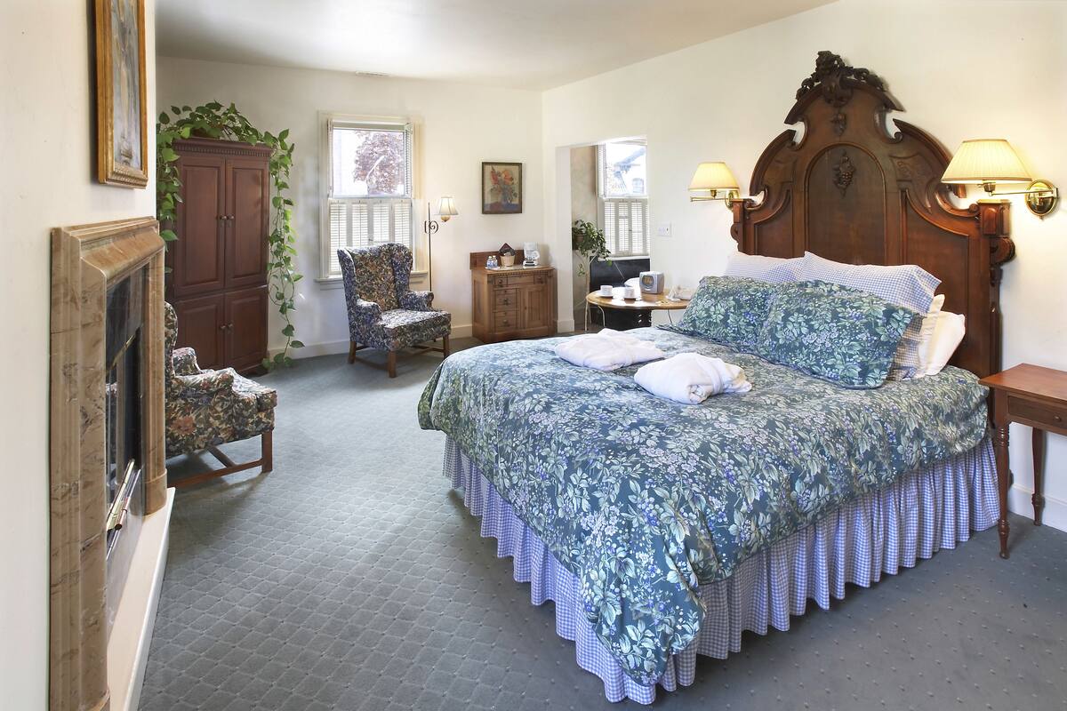 Premium bedding, down comforters, iron/ironing board (on request)