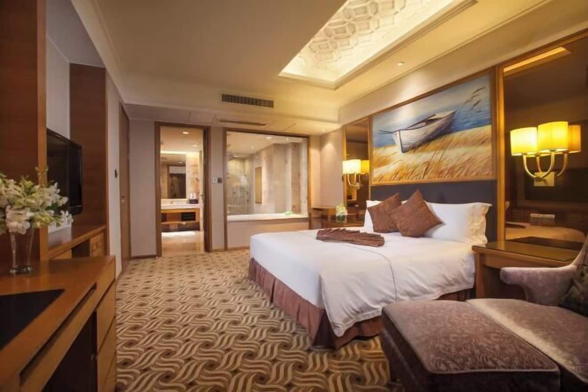 Select Comfort-bedden, een minibar, een kluis op de kamer