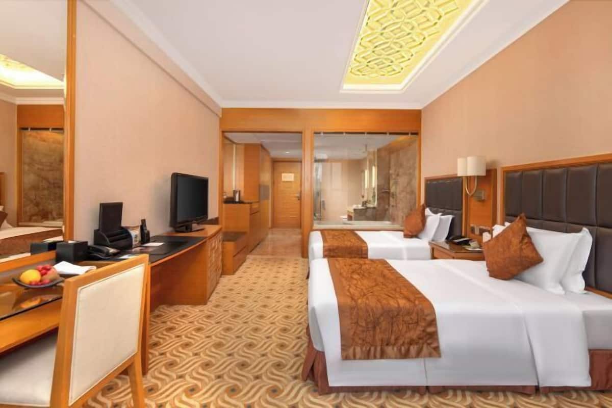 Select Comfort-bedden, een minibar, een kluis op de kamer