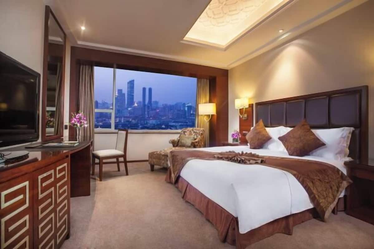 Select Comfort-bedden, een minibar, een kluis op de kamer