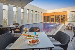 Outdoor pool - Royal Orchid Central Grazia (Navi Mumbai)