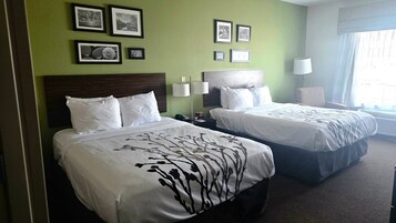 Basic Double Room | In-room safe, desk, laptop workspace, iron/ironing board