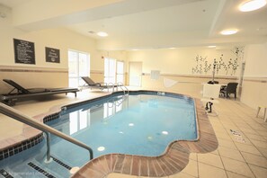Indoor pool - Express Inn & Suites (Harrisburg)
