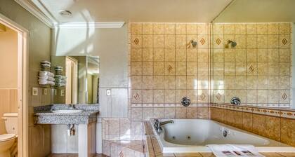 Heritage Inn