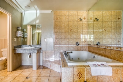 Heritage Inn