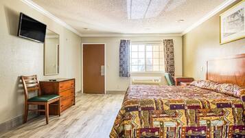 Desk, free WiFi, wheelchair access