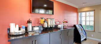 Ontario Inn & Suites