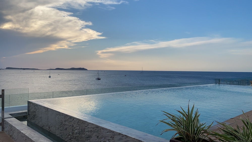 Hotel Can Salia by null