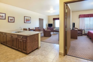 Suite, 1 King Bed | Egyptian cotton sheets, premium bedding, pillow-top beds, in-room safe