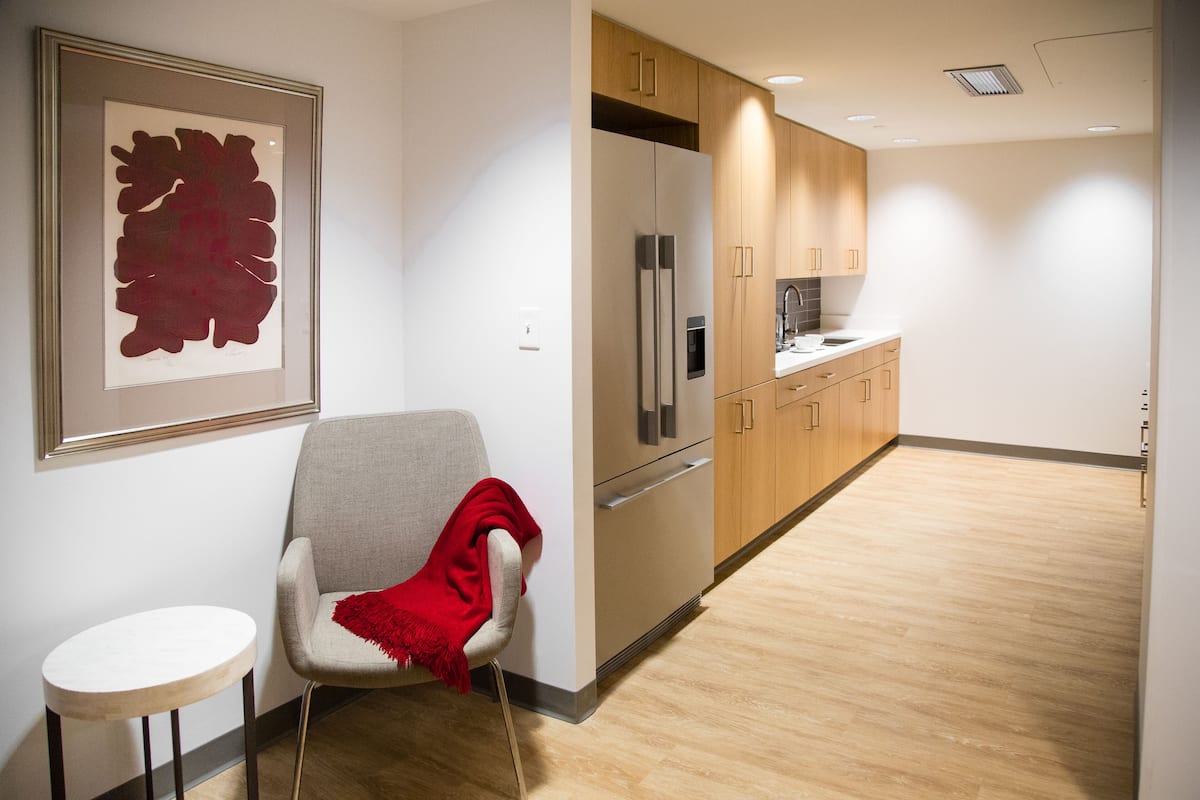 presidential suite, 1 king bed, kitchen | private kitchen | fridge, microwave, coffee/tea maker