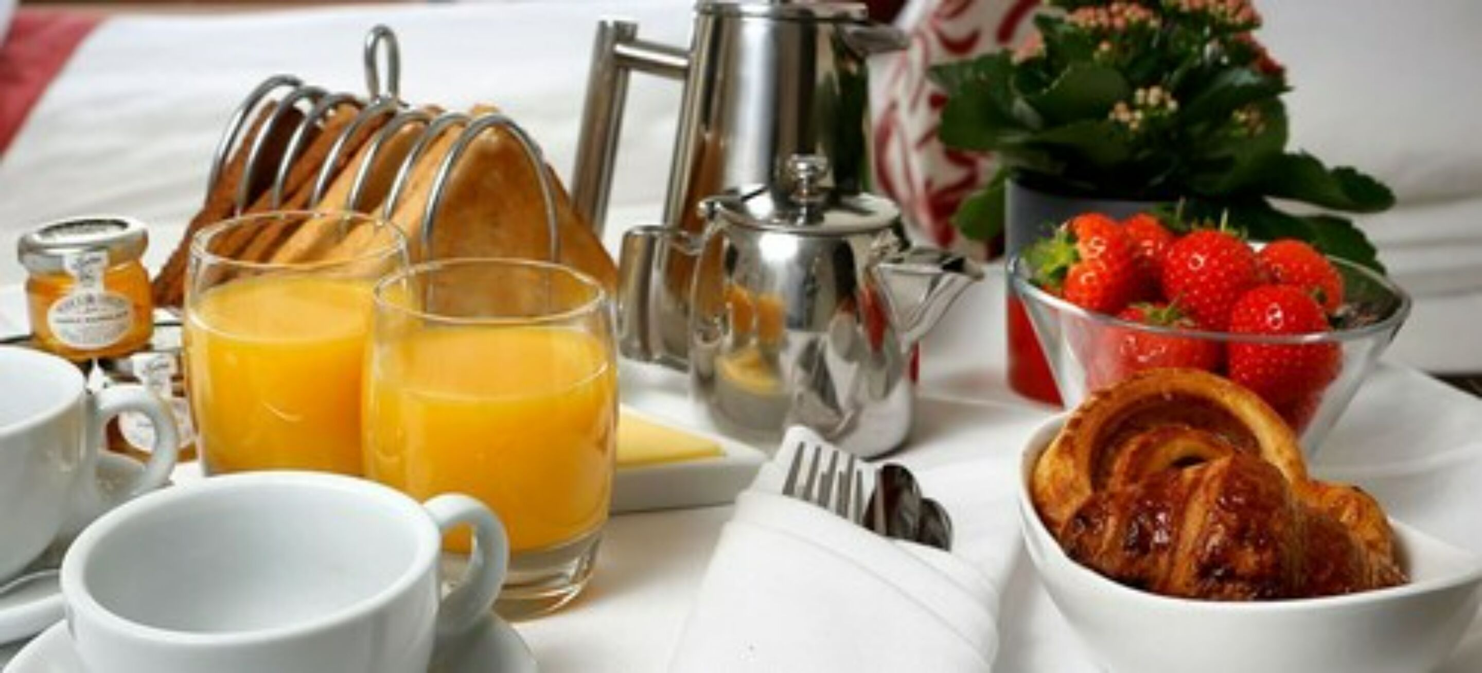 free daily english breakfast