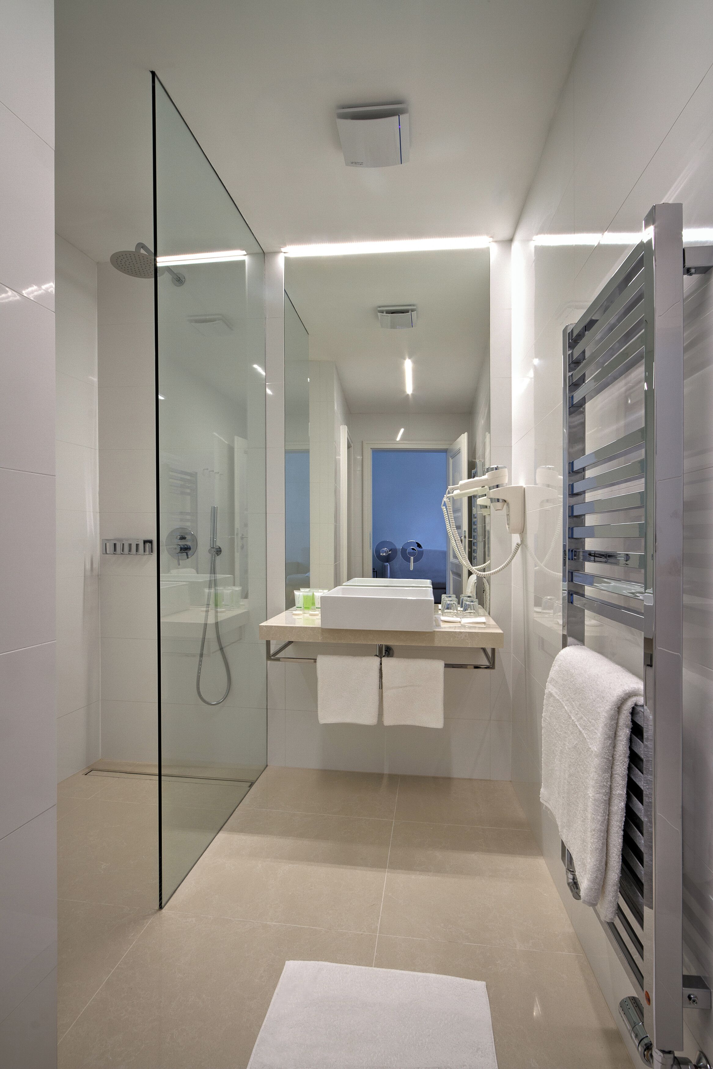 standard double room | bathroom | designer toiletries, hair dryer, towels, shampoo
