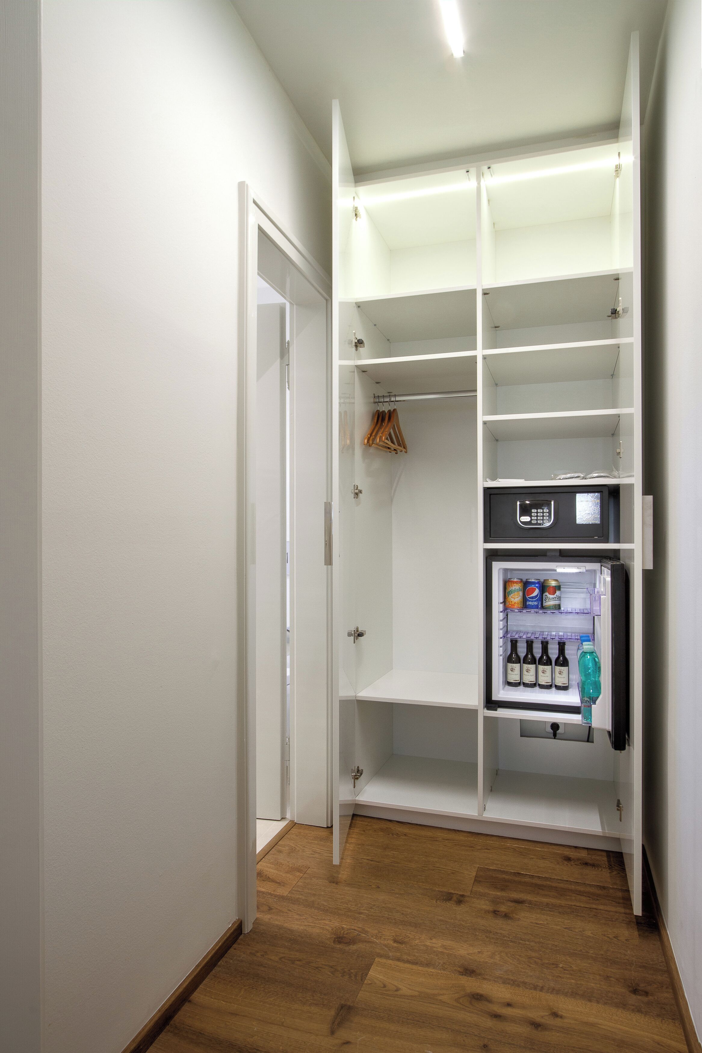 standard double room | premium bedding, minibar, in-room safe, individually decorated