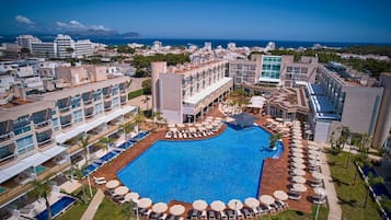 2 piscinas al aire libre