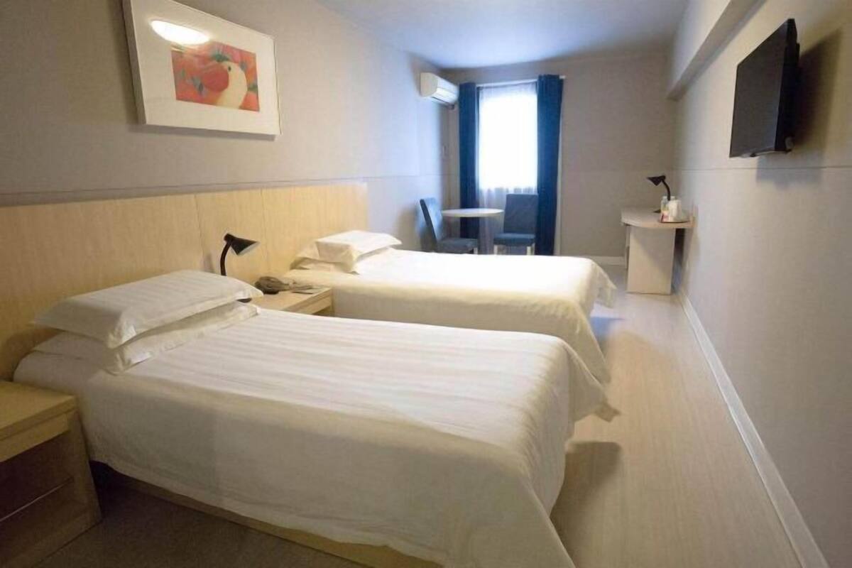 In-room safe, desk, blackout drapes, iron/ironing board (on request)