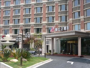Front of property - Jinjiang Inn (Shanghai)