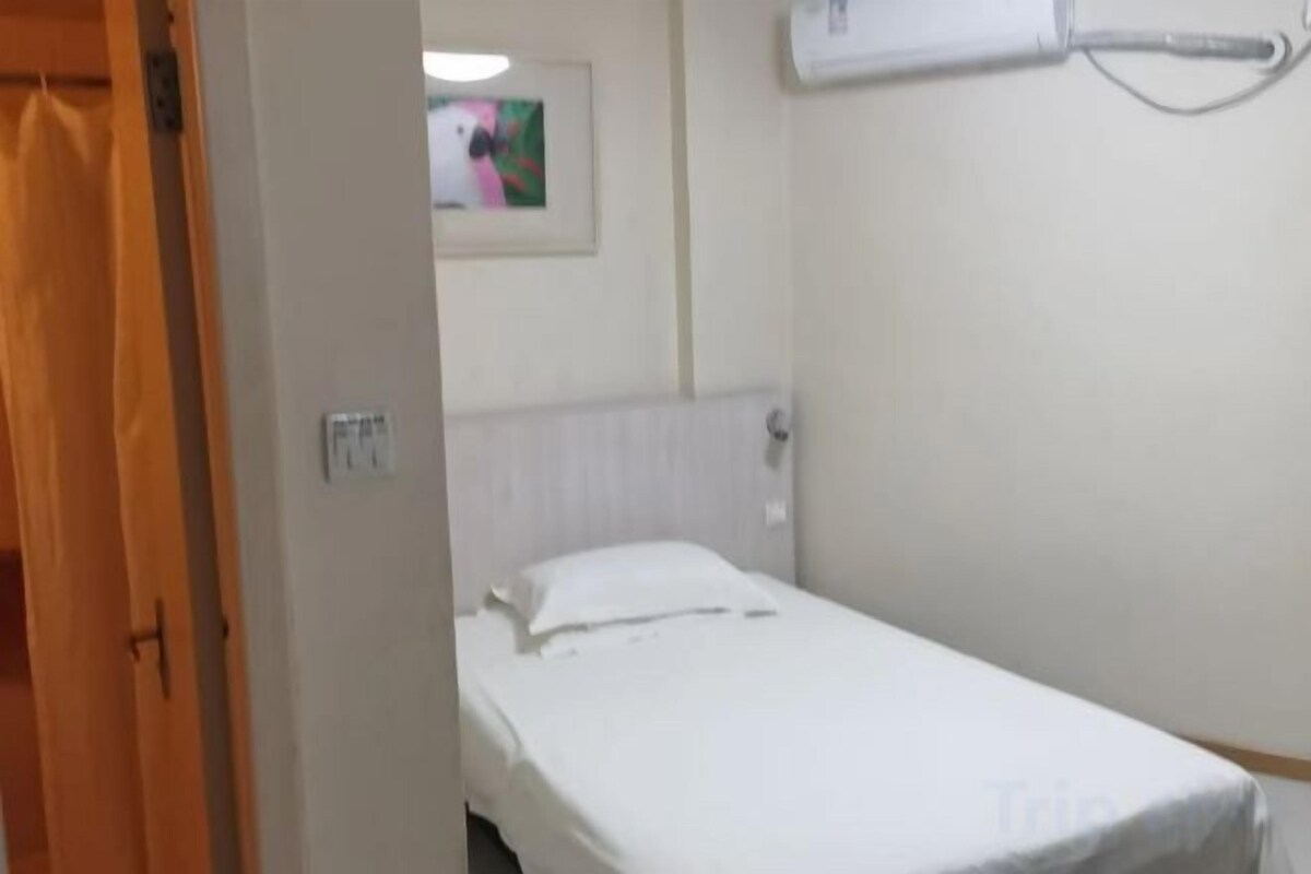 In-room safe, desk, blackout curtains, iron/ironing board (on request)