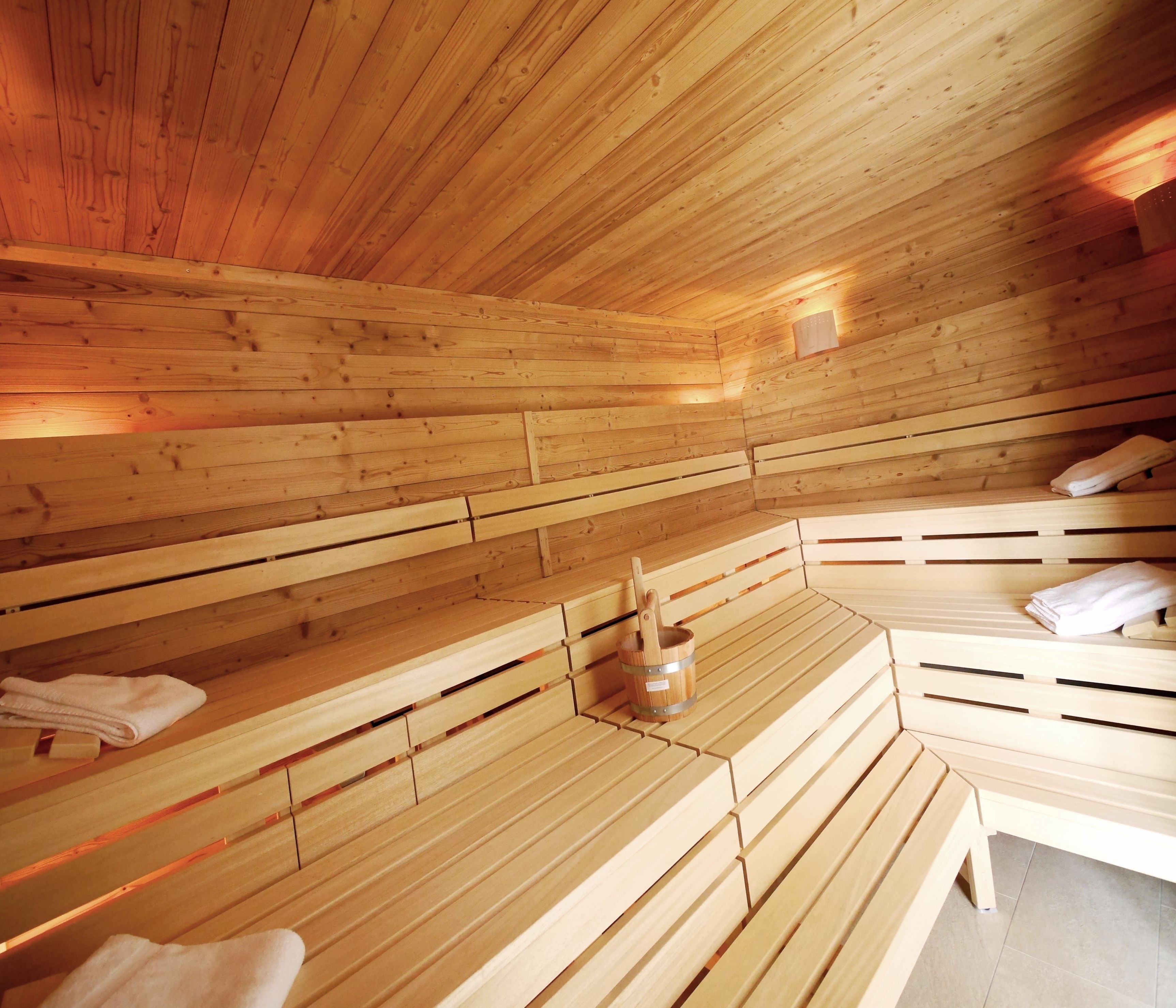 sauna, steam room