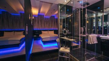 Premium bedding, minibar, in-room safe, individually furnished
