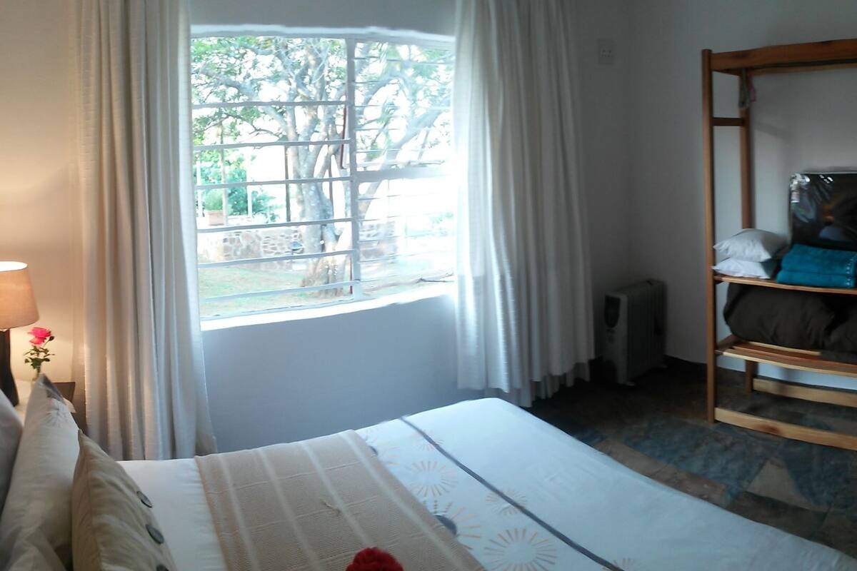 Family Cottage, 2 Bedrooms, Mountain View, Mountainside | Premium bedding, in-room safe, blackout curtains, free cots/infant beds