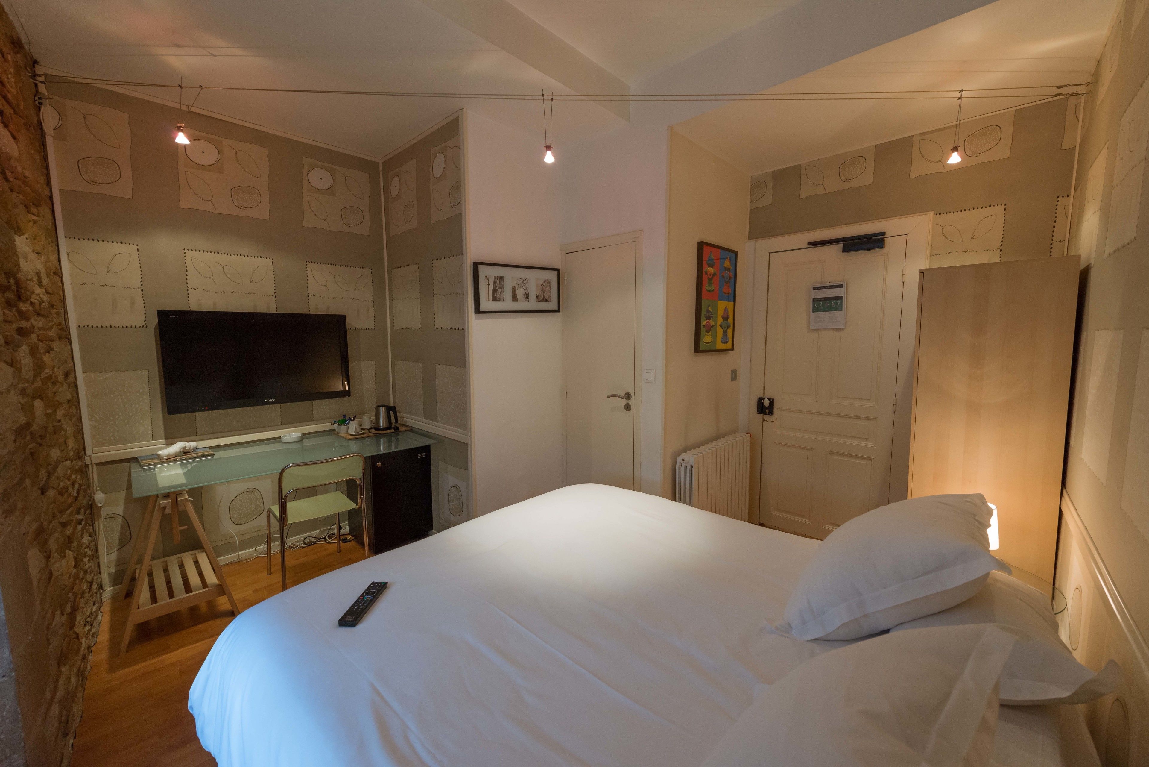 single room (charme) | premium bedding, pillow-top beds, minibar, soundproofing