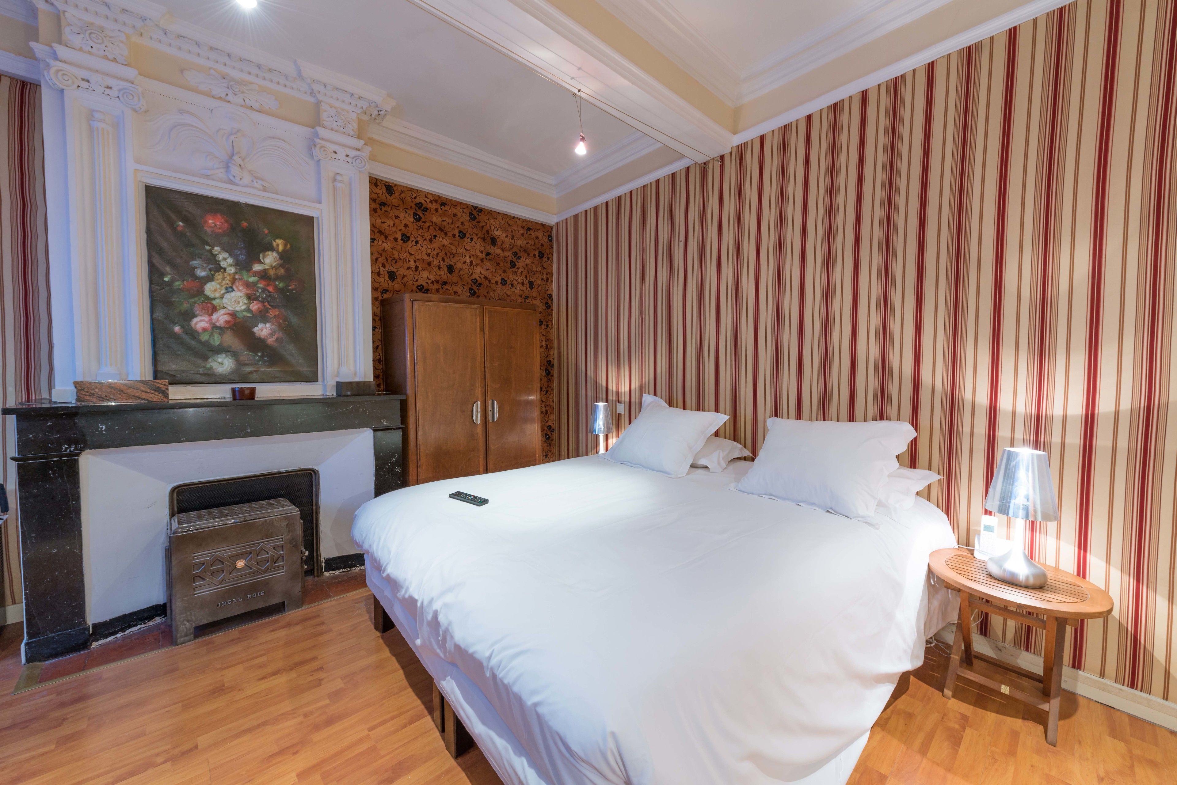 triple room | premium bedding, pillow-top beds, minibar, soundproofing