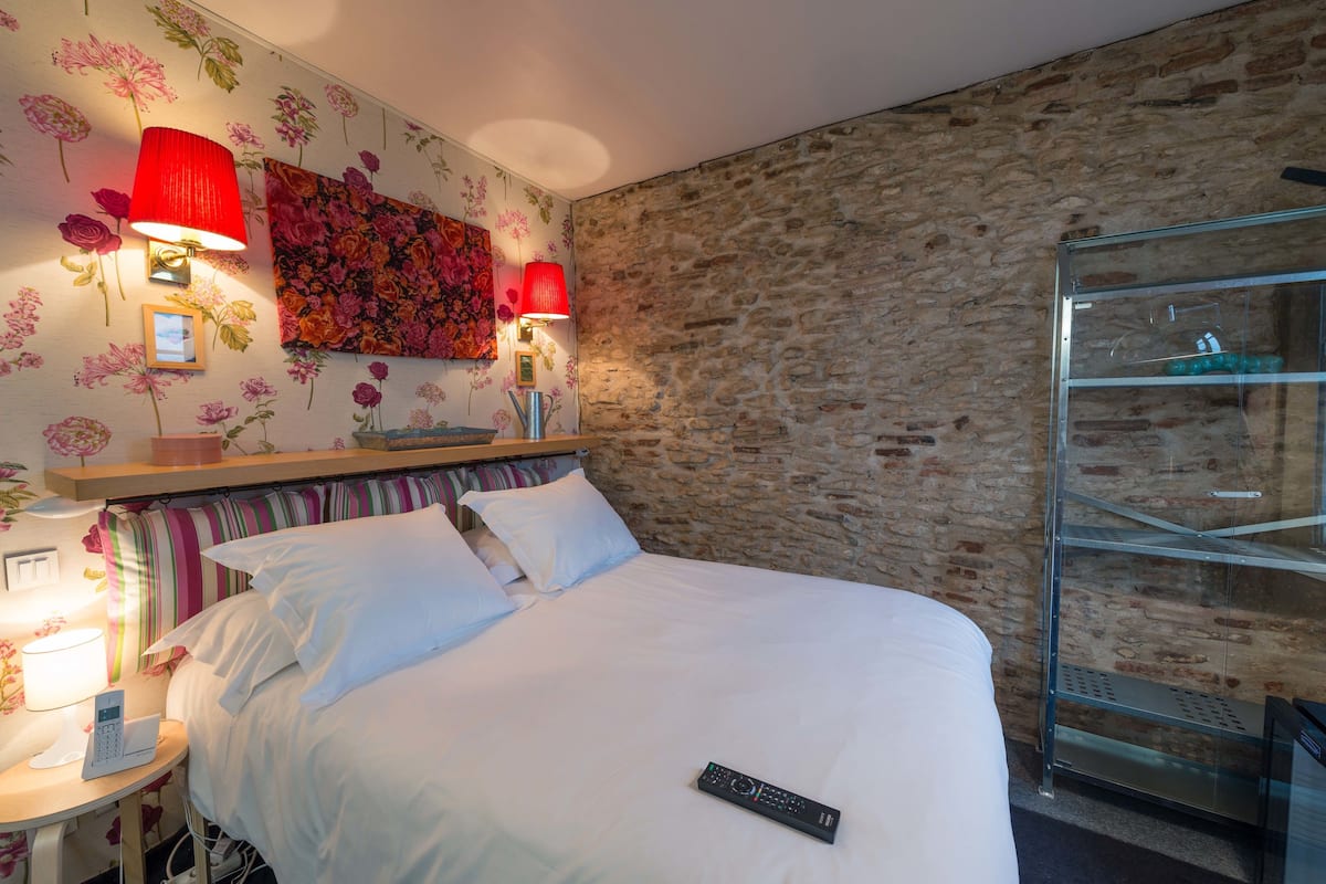 Single Room (Cosy)