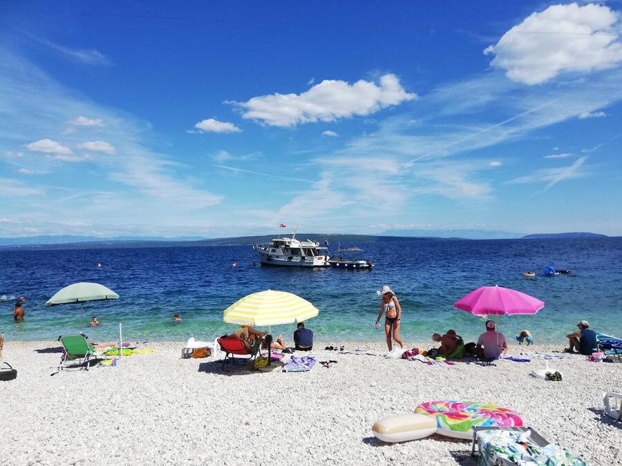 Beach nearby, scuba diving, snorkelling