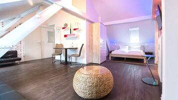 Family Room | Premium bedding, blackout curtains, iron/ironing board, cots/infant beds