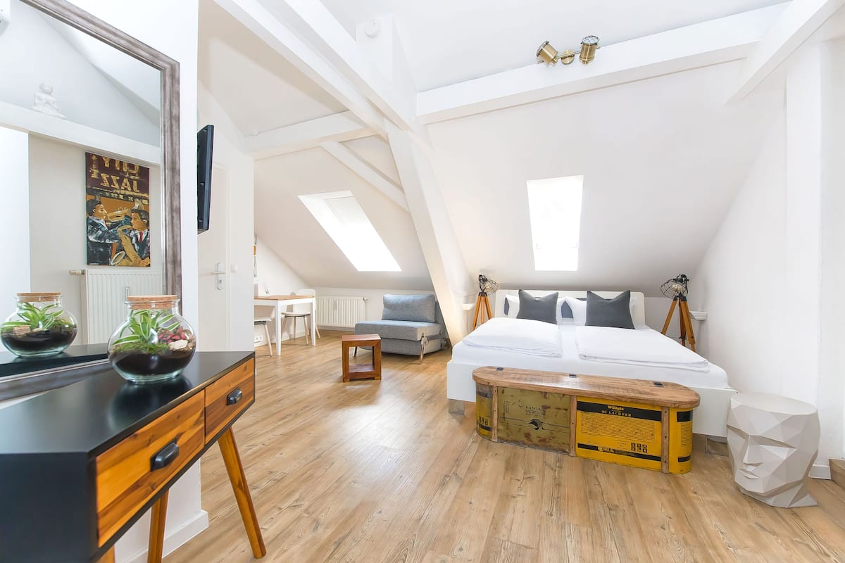 comfort double room | living area | flat-screen tv