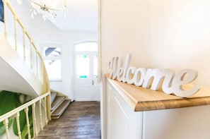 Interior entrance - Hotel Wohnbar (Bamberg)
