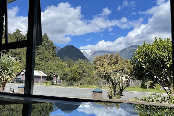 Estudio, cocina, vista a la montaña | Vista a la montaña