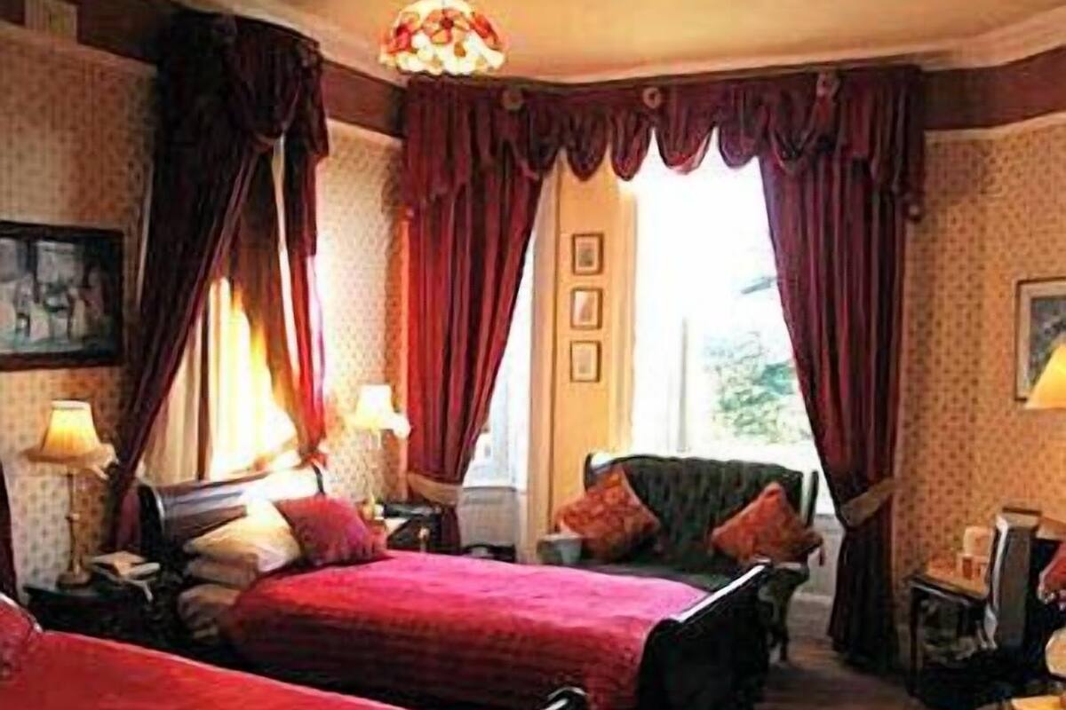 Premier Twin Room, 2 Single Beds, Bathtub