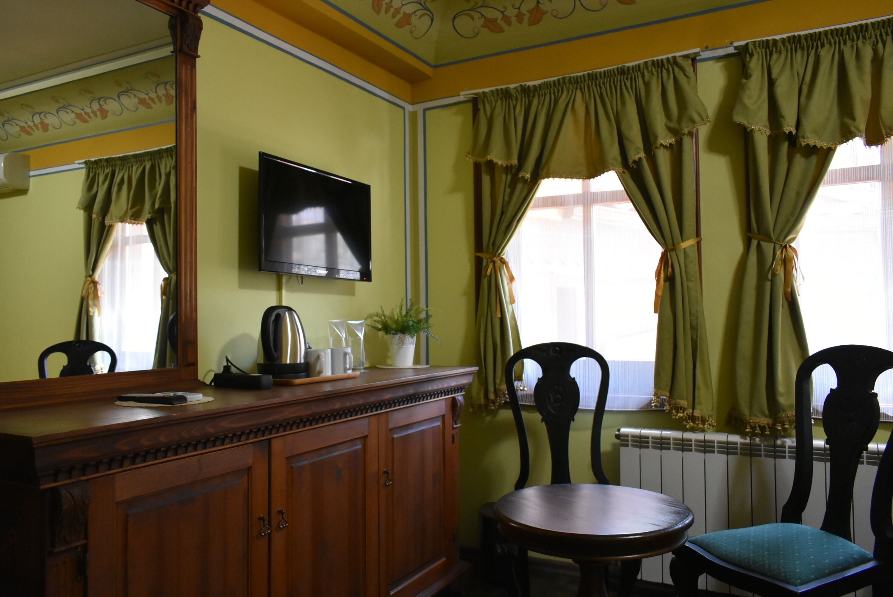 standard room, 2 single beds | 1 bedroom, free wifi, bed sheets