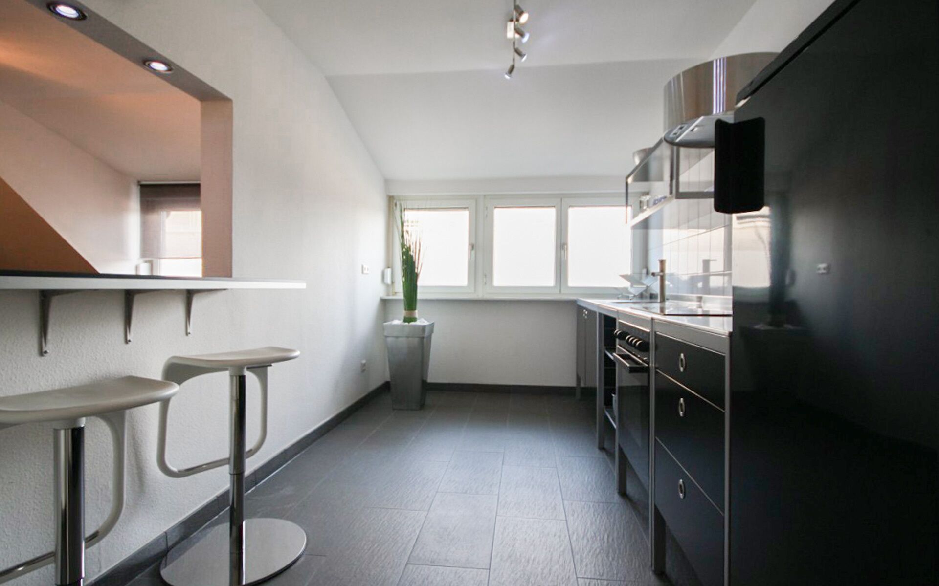 desk, soundproofing, iron/ironing board, cots/infant beds