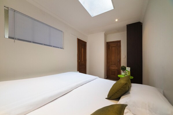 1 bedroom, desk, iron/ironing board, rollaway beds