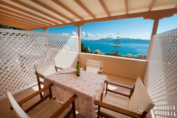 Triple Apartment, Sea View | Balcony