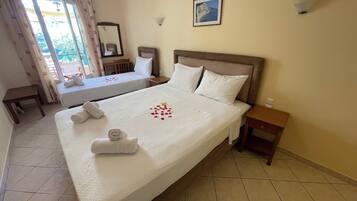 Double Room, Mountain View with extra bed | In-room safe, desk, soundproofing, free WiFi