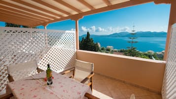 Triple Apartment, Sea View | Balcony