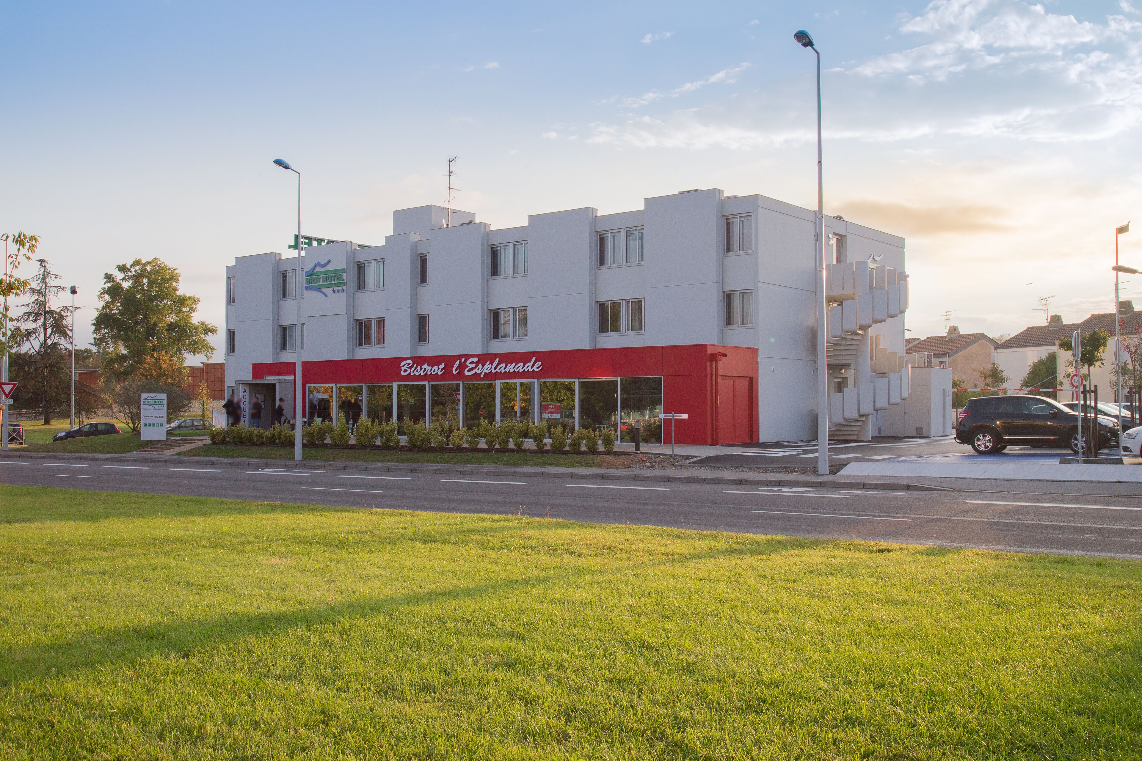 Foto - Brit Hotel Toulouse Colomiers – L’Esplanade