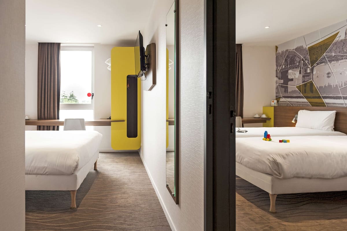 Superior-Doppelzimmer | Schreibtisch, schallisolierte Zimmer, Bügeleisen/Bügelbrett