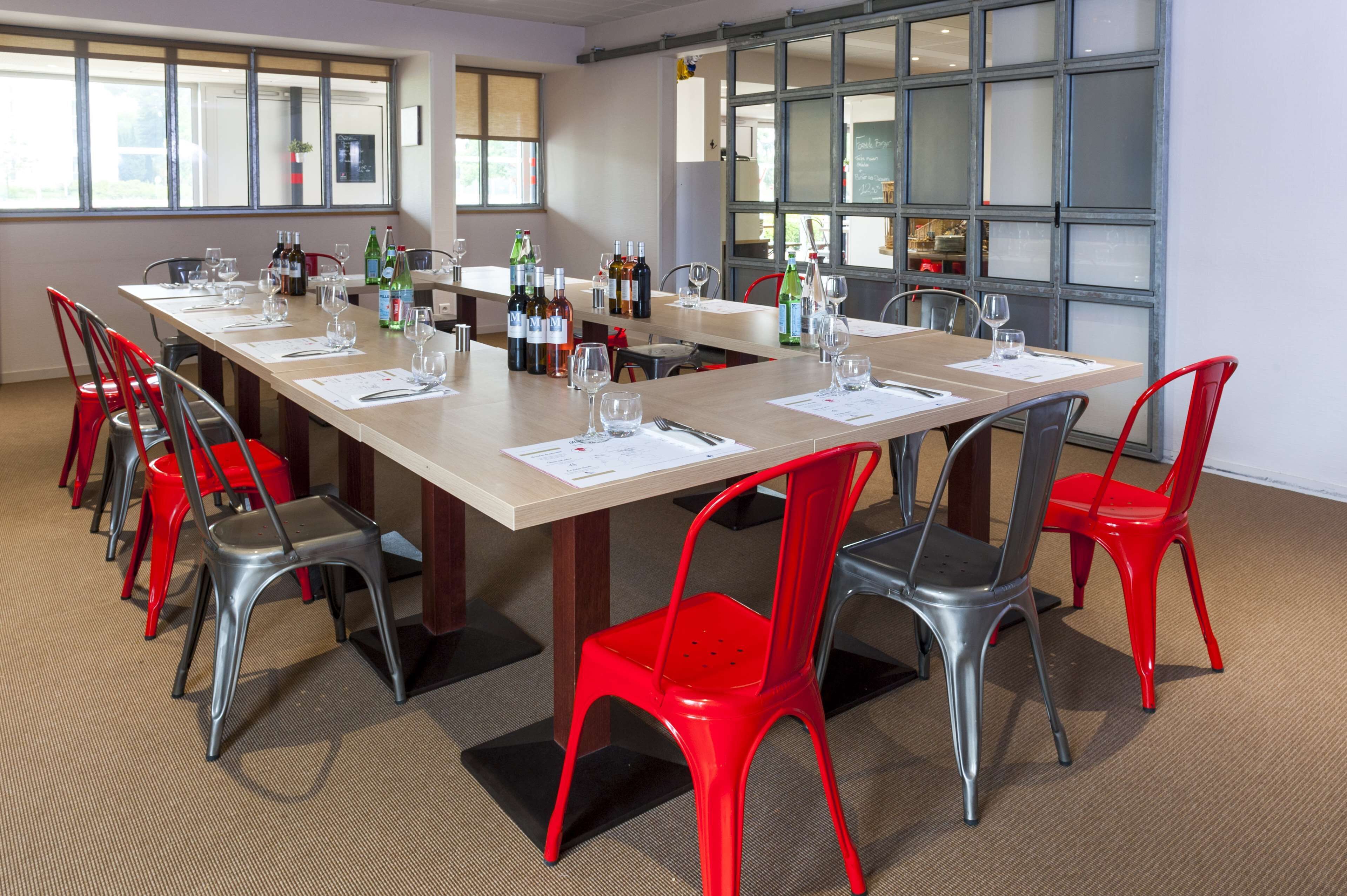 Foto - Brit Hotel Toulouse Colomiers – L’Esplanade