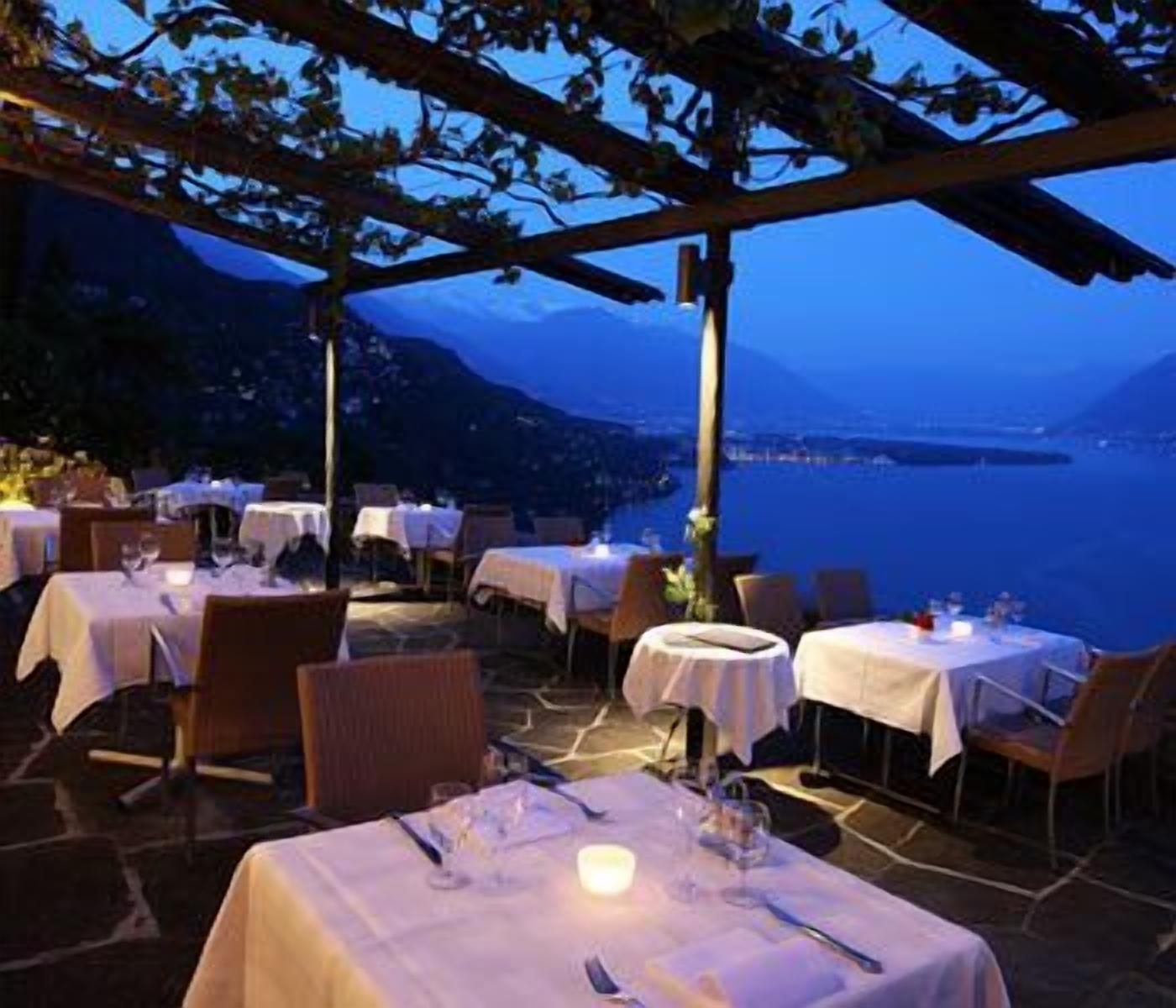 breakfast, lunch, dinner served; italian cuisine, pool views