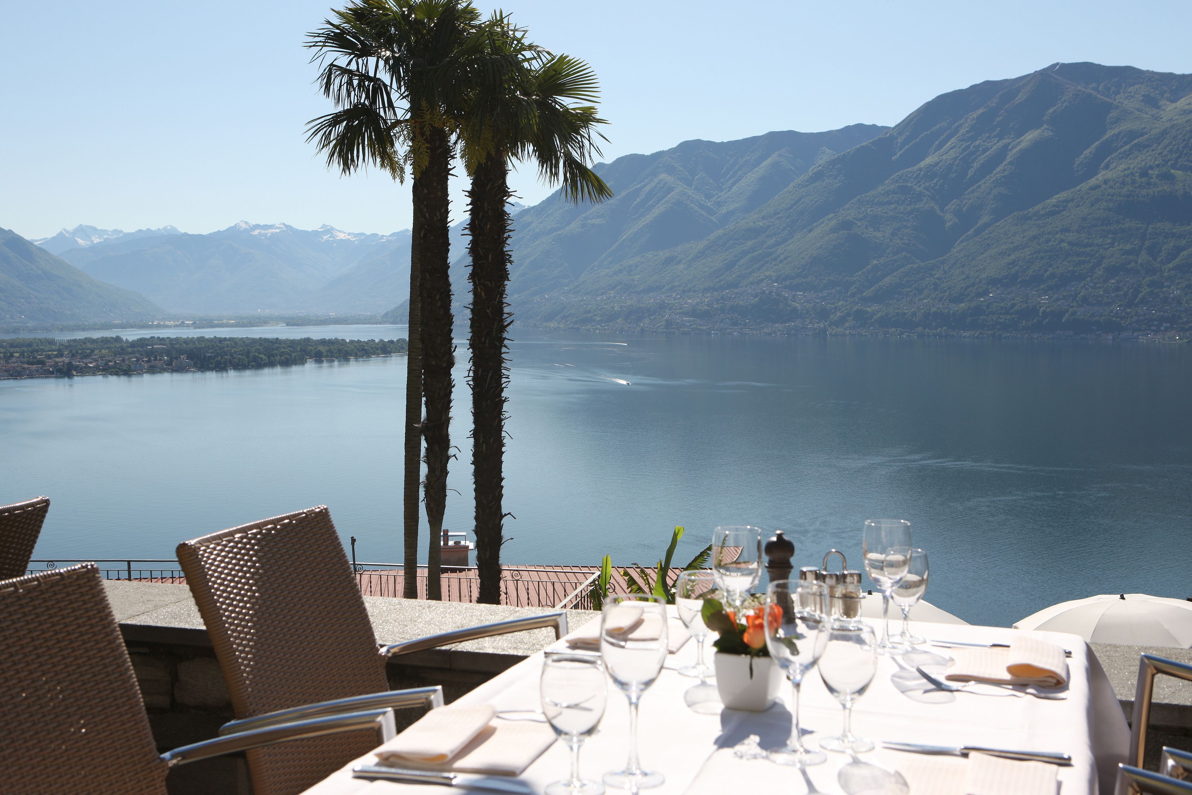 breakfast, lunch, dinner served; italian cuisine, pool views