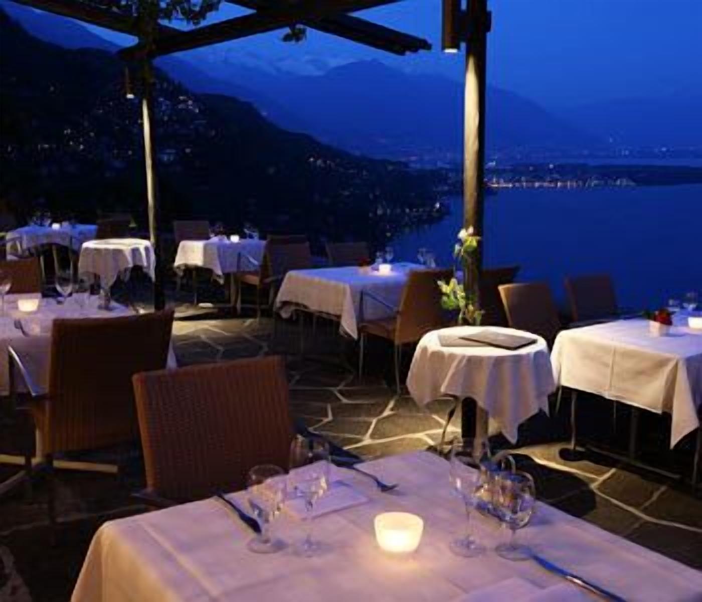 breakfast, lunch, dinner served; italian cuisine, pool views