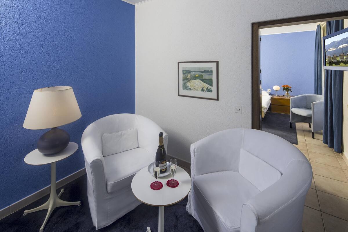 comfort double room, lake view | down duvets, in-room safe, free wifi