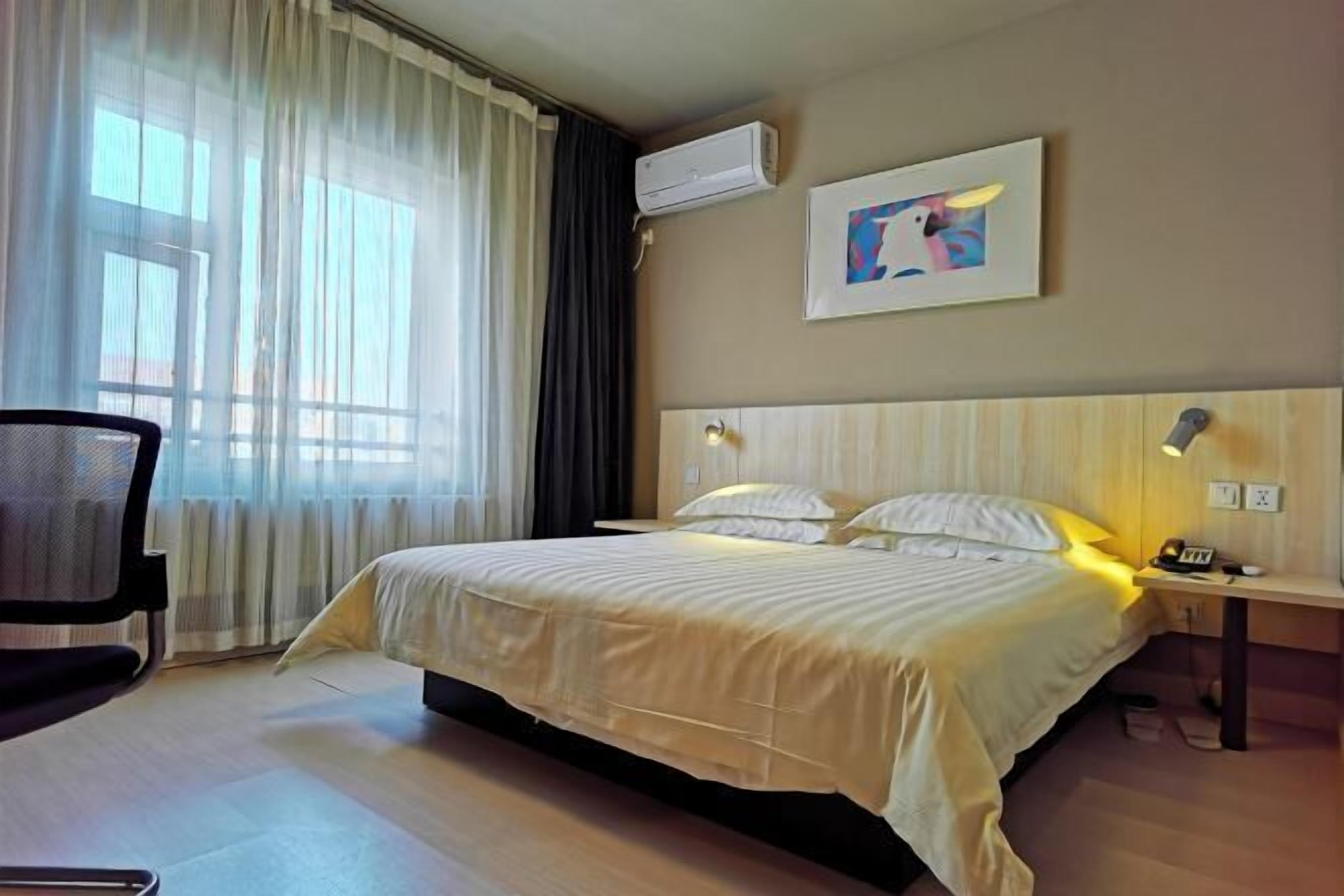 In-room safe, blackout drapes, iron/ironing board, free WiFi