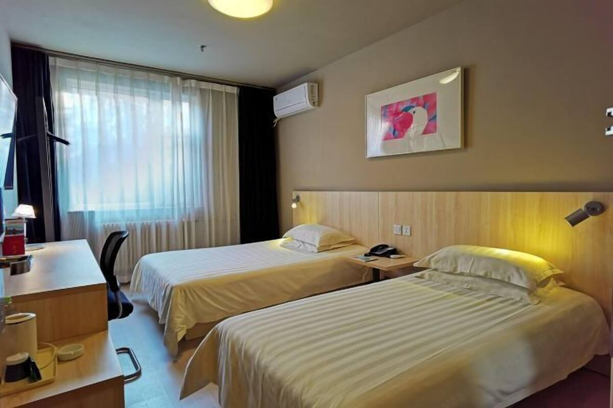 In-room safe, blackout curtains, iron/ironing board (on request)